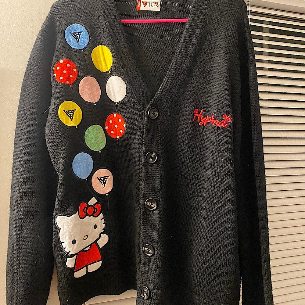 Hypland Hello Kitty Sweater